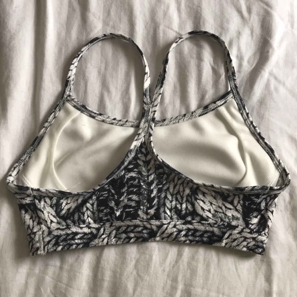 Reebok sports bra - Picture 3 of 5